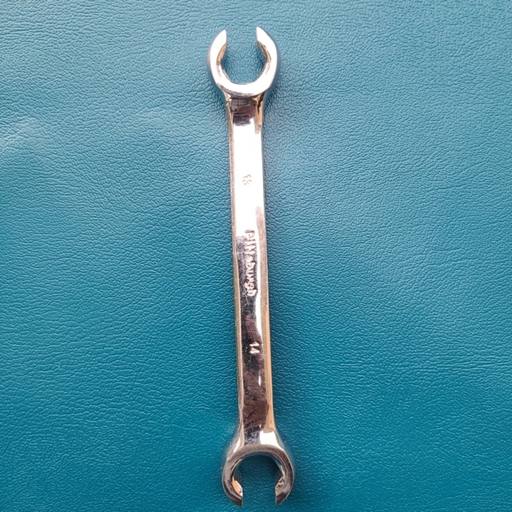 Pittsburgh Chrome Vanadium 13mm X 14mm Flare Nut Wrench.
